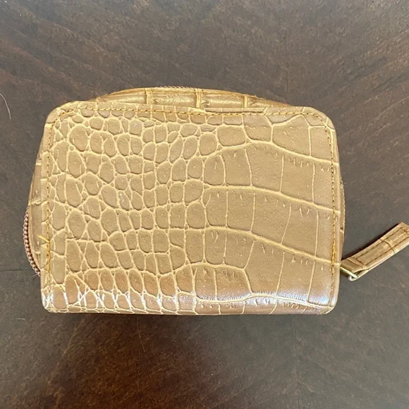 Trish McEvoy Brush Duo in Brown Case - Picture 3 of 6